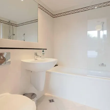 Apartamento Super Sunny, Large 2 Bed, Trendy,private *
